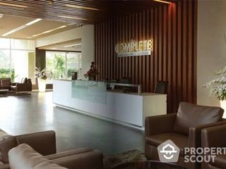 For sale 2 bed condo in Yan Nawa, Bangkok