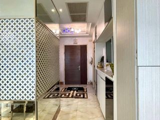 For sale 3 bed condo in Yan Nawa, Bangkok