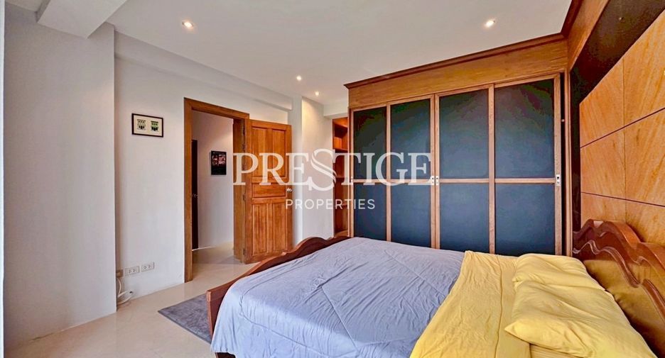 For sale 2 bedrooms condo in Pratumnak, Pattaya