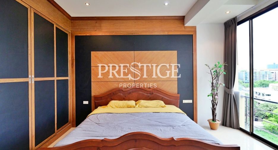 For sale 2 bedrooms condo in Pratumnak, Pattaya