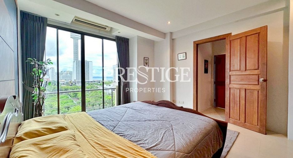 For sale 2 bedrooms condo in Pratumnak, Pattaya