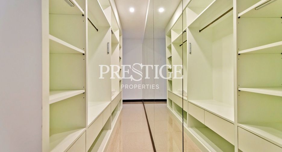For rent and for sale 5 bedrooms house in Bang Lamung, Chonburi