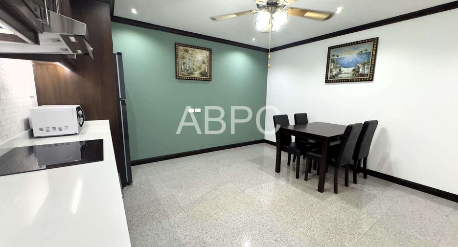 Condo en alquiler y en venta de 2 habitaciones en South Pattaya, Pattaya