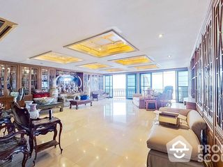 For sale 4 bed condo in Khlong San, Bangkok