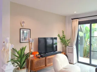 For rent 4 Beds house in Mueang Chiang Mai, Chiang Mai