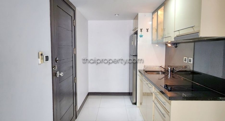 For sale 1 bed condo in Pratumnak, Pattaya
