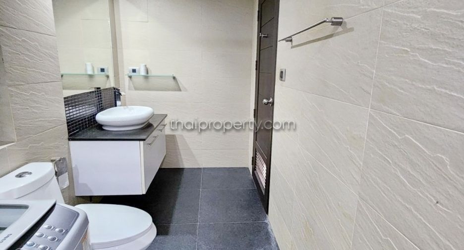 For sale 1 bed condo in Pratumnak, Pattaya