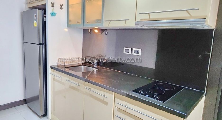For sale 1 bed condo in Pratumnak, Pattaya