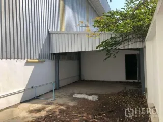 Аренда и продажа склад в Bang Phli, Самутпракан