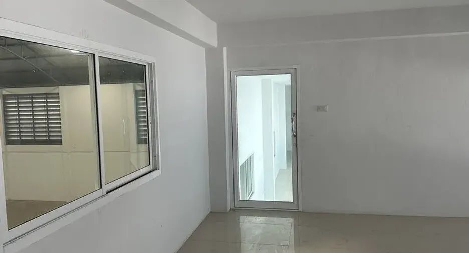 For rent warehouse in Bang Bo, Samut Prakan