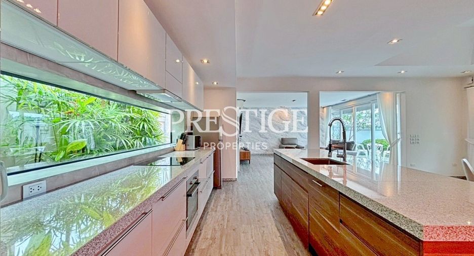 For rent 2 bed house in Bang Lamung, Chonburi