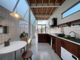 For sale 1 bed townhouse in Phaya Thai, Bangkok