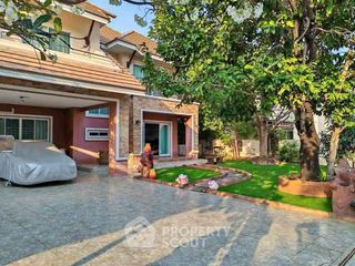 For sale 5 bed house in Mueang Chon Buri, Chonburi