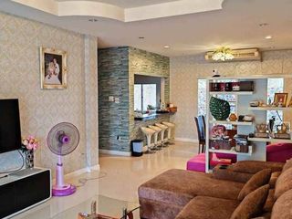 For sale 5 bed house in Mueang Chon Buri, Chonburi