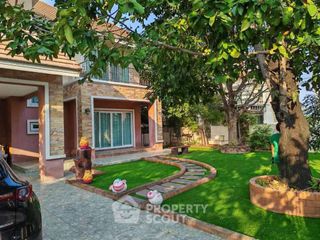 For sale 5 bed house in Mueang Chon Buri, Chonburi