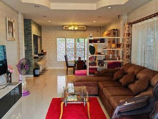 For sale 5 bed house in Mueang Chon Buri, Chonburi