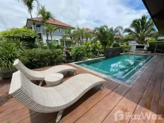 For rent 4 bed villa in San Kamphaeng, Chiang Mai