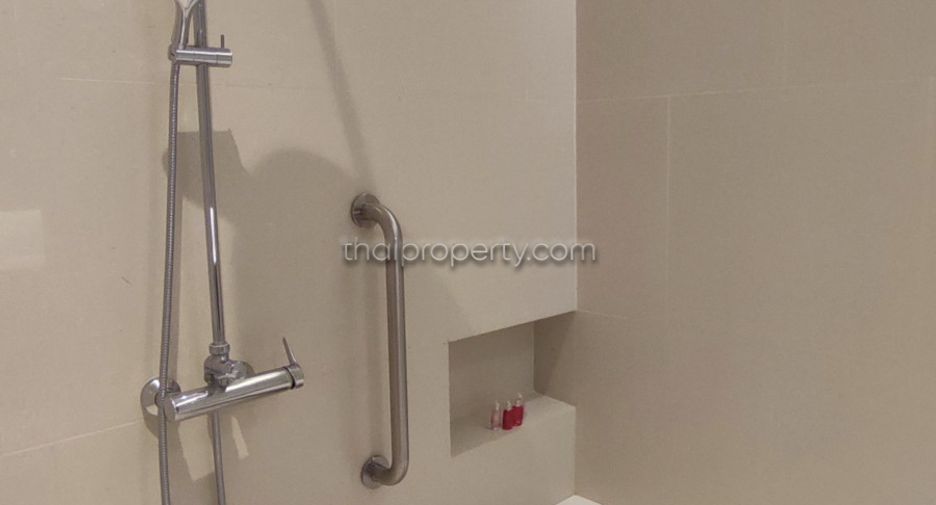 For sale and for rent 1 bed condo in Sattahip, Chonburi