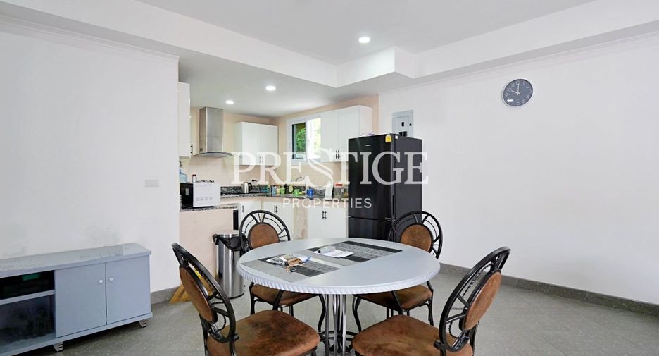 For sale 2 ベッドルーム house in Bang Lamung, Chonburi