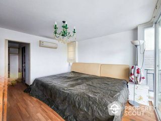 For sale 2 bed condo in Dusit, Bangkok