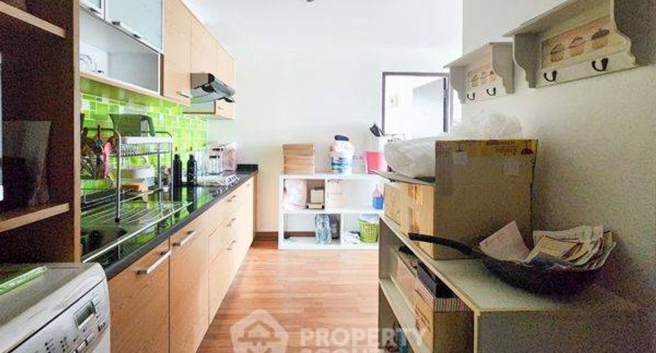 For sale 2 bed condo in Dusit, Bangkok