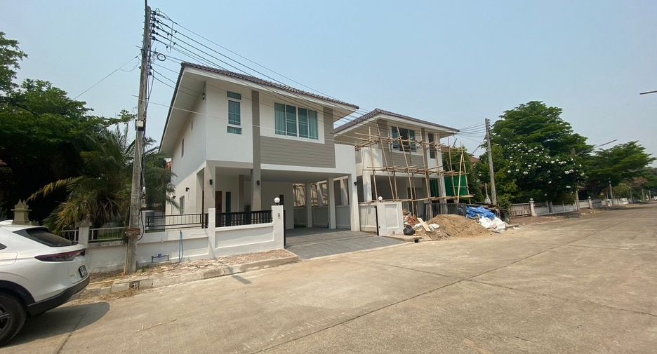 For rent 4 Beds house in Hang Dong, Chiang Mai