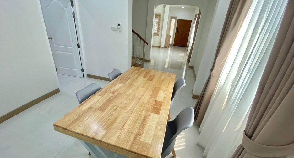 For rent 4 Beds house in Hang Dong, Chiang Mai