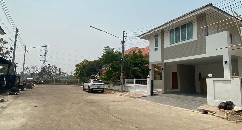 For rent 4 Beds house in Hang Dong, Chiang Mai