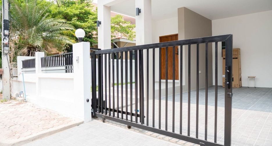 For rent 4 Beds house in Hang Dong, Chiang Mai