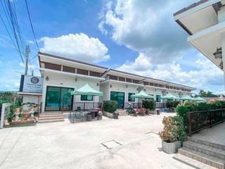 For sale 9 bed hotel in Pran Buri, Prachuap Khiri Khan