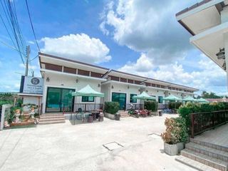 For sale 9 bed hotel in Pran Buri, Prachuap Khiri Khan