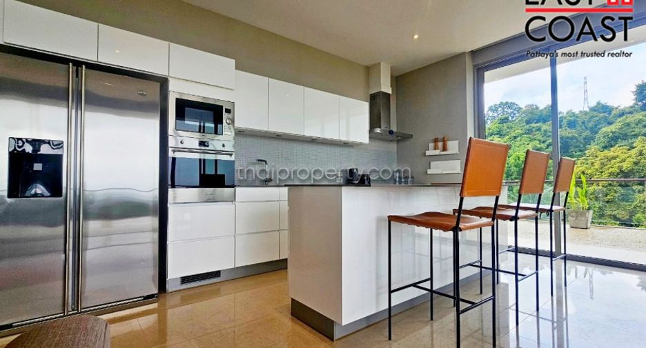 For sale and for rent 3 bedrooms condo in Sattahip, Chonburi