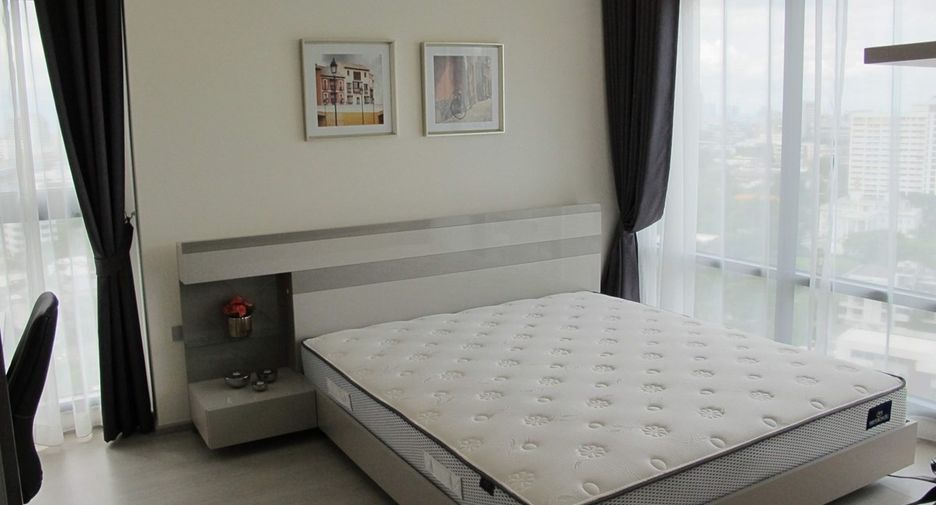 For rent and for sale 2 bedrooms condo in Khlong Toei, Bangkok
