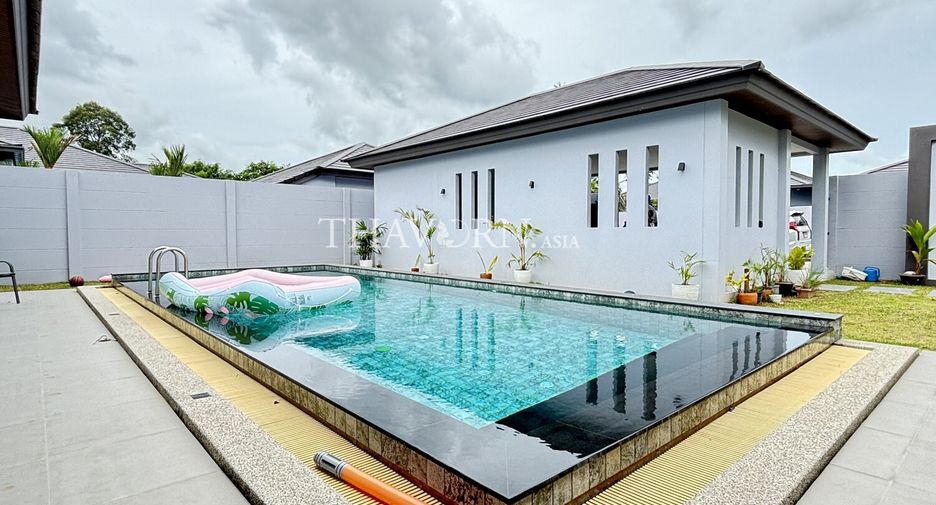 出售 3 卧室 独立屋 在 Huai Yai, 芭提雅