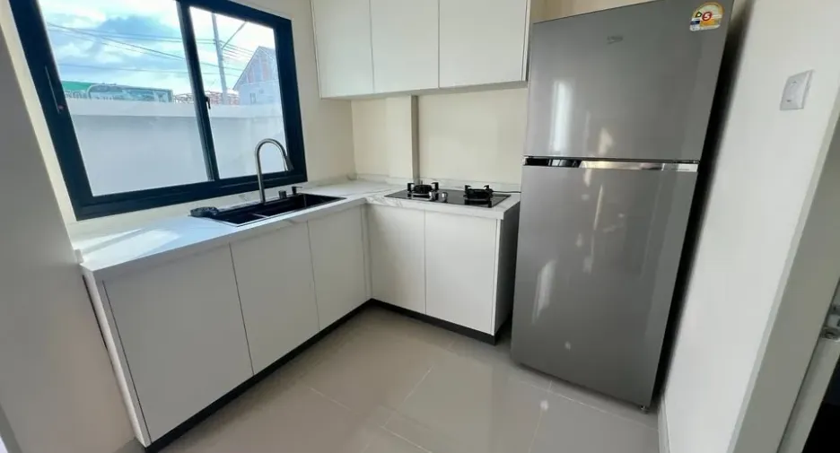 For sale 3 bedrooms townhouse in Bang Lamung, Chonburi