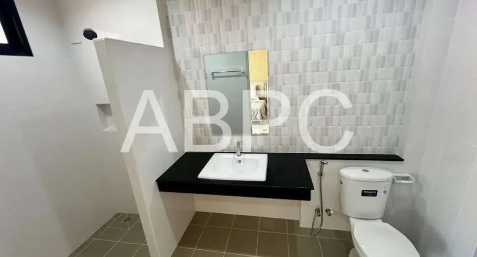For sale 3 bedrooms townhouse in Bang Lamung, Chonburi