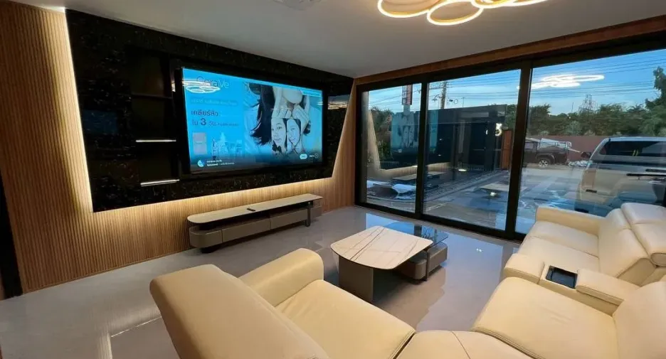 For rent and for sale 7 bedrooms house in Jomtien, Pattaya