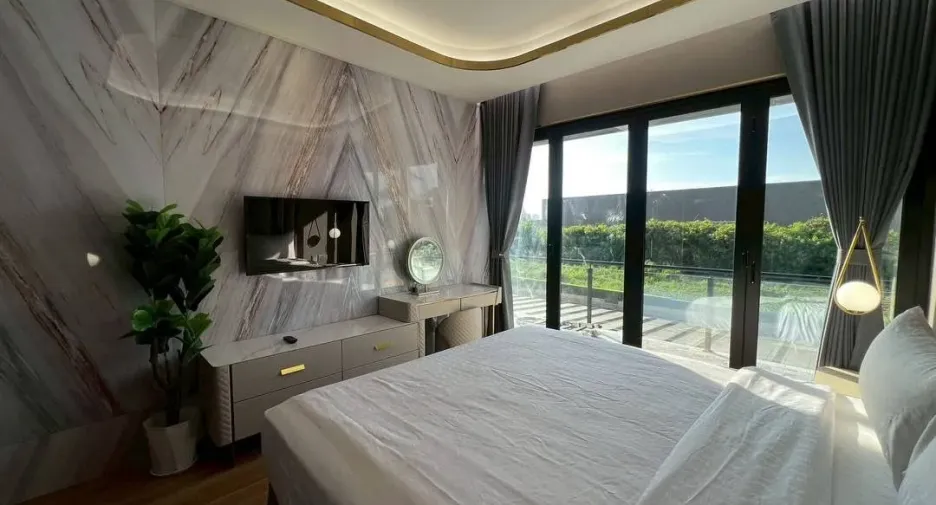 For rent and for sale 7 bedrooms house in Jomtien, Pattaya