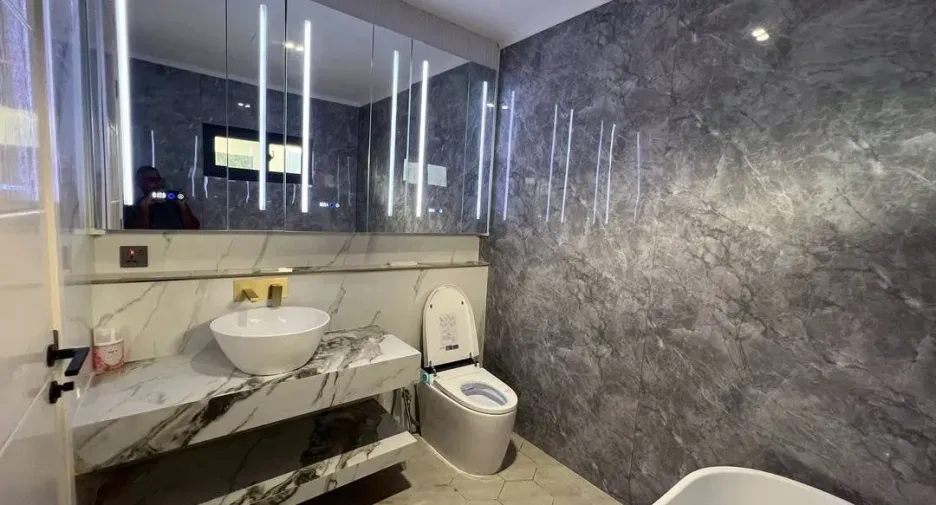 For rent and for sale 7 bedrooms house in Jomtien, Pattaya