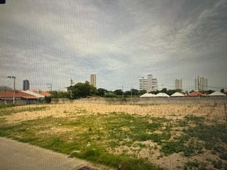 出售 土地 在 Bang Lamung, Chon Buri