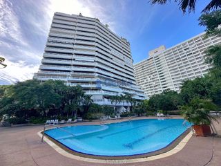 For rent 3 Beds condo in Pratumnak, Pattaya