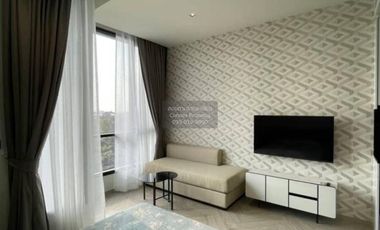 Condo en alquiler de 1 habitaciones en Khlong San, Bangkok