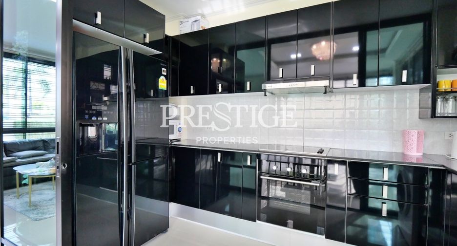 For sale 3 bedrooms house in Bang Lamung, Chonburi
