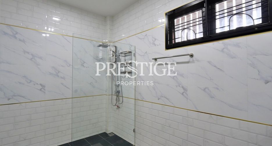 For sale 3 bedrooms house in Bang Lamung, Chonburi