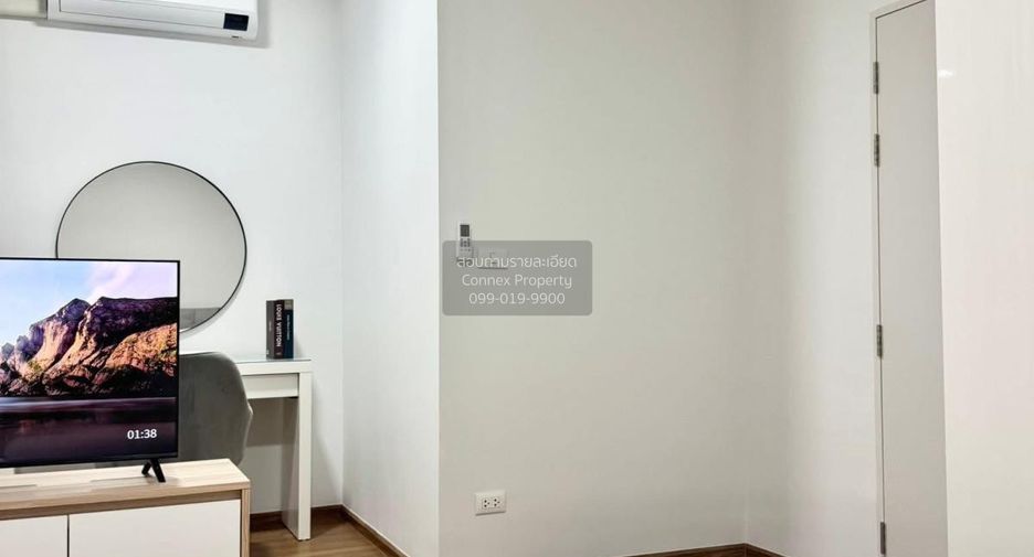 For rent 3 bedrooms townhouse in Bang Phli, Samut Prakan