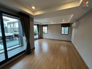 For rent 5 Beds house in Don Mueang, Bangkok