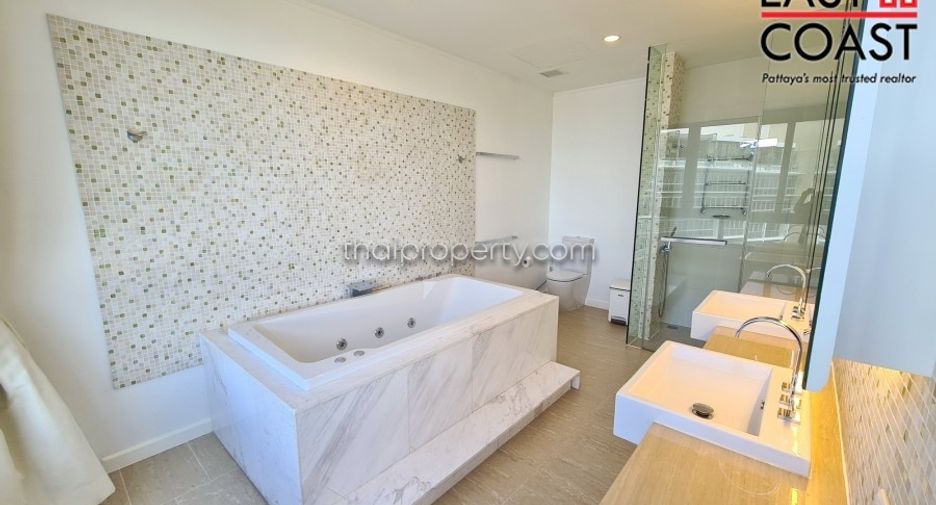 Condo en alquiler de 3 habitaciones en North Pattaya, Pattaya