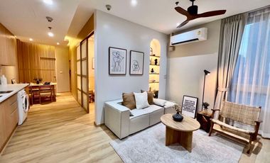 For sale 2 bed condo in Ratchathewi, Bangkok