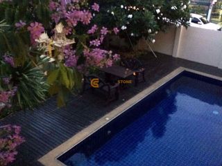 For rent 4 bed house in Central Pattaya, Pattaya