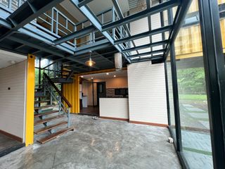 For rent 3 bed retail Space in Thalang, Phuket